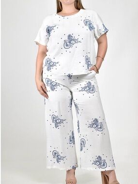 Fashion Space two piece set Sz XXL